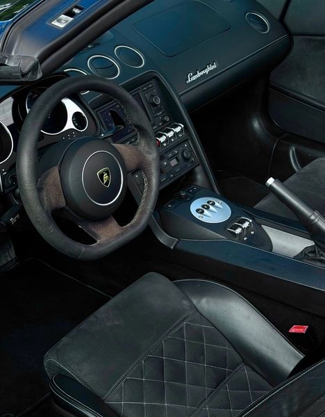 Lamborghini Gallardo • 2009 • 90,000 km 4