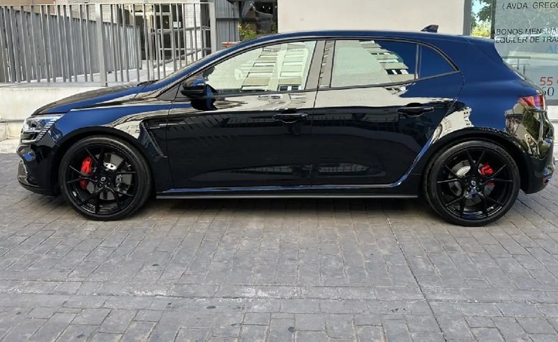 Renault Mégane Coupé • 2023 • 19,800 km 13