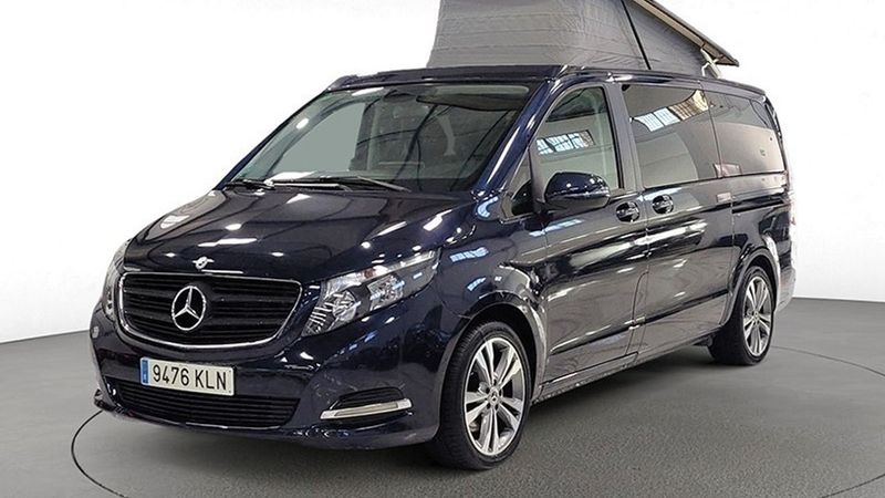 Mercedes-Benz 210 Van • 2018 • 99,731 km 2