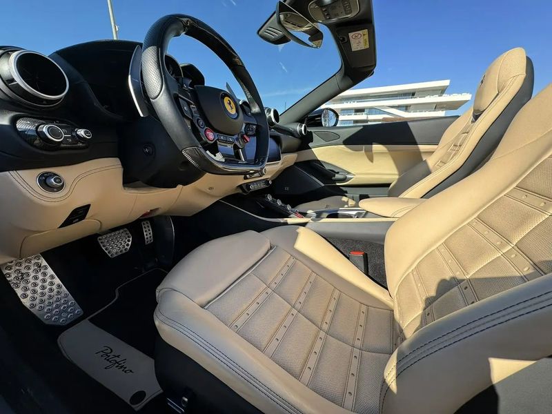 Ferrari Portofino • 2020 • 17,600 km 41