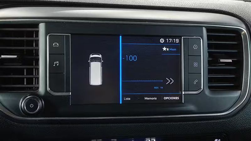 Peugeot Bipper • 2018 • 117,724 km 21