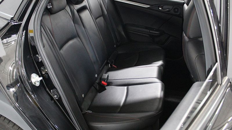 Honda Civic • 2020 • 44,533 km 14