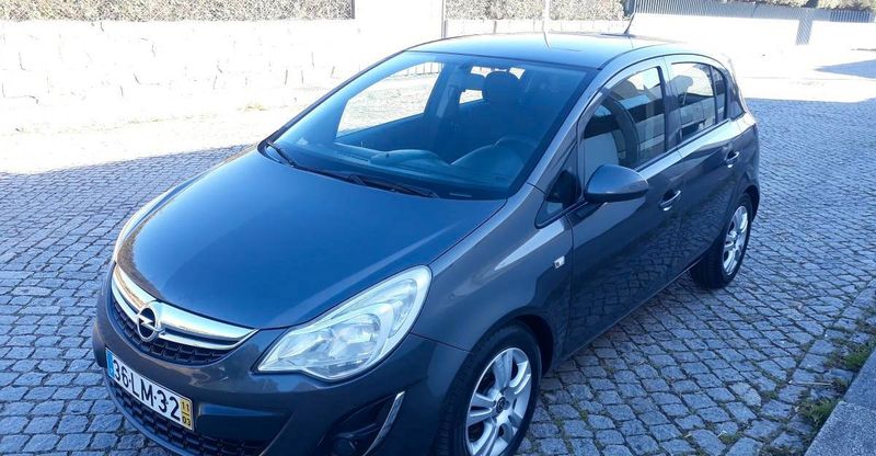 Opel Corsa • 2011 • 189,999 km 3