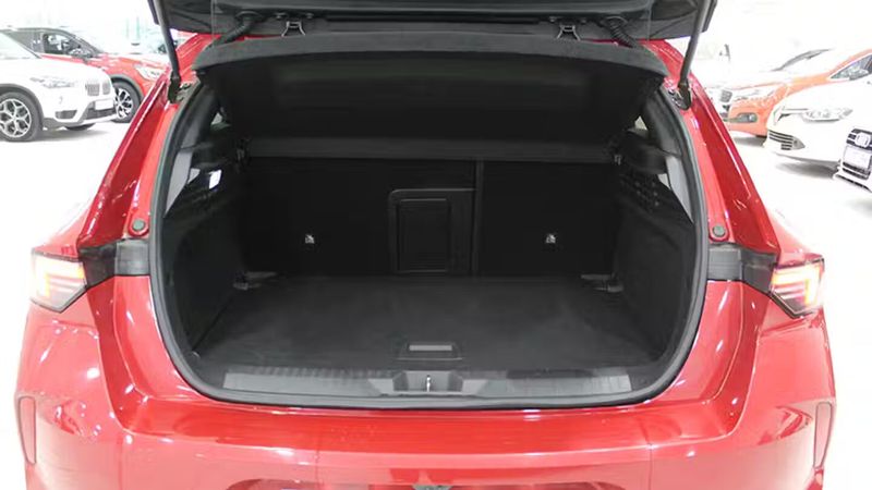 Opel Astra • 2023 • 46,137 km 18