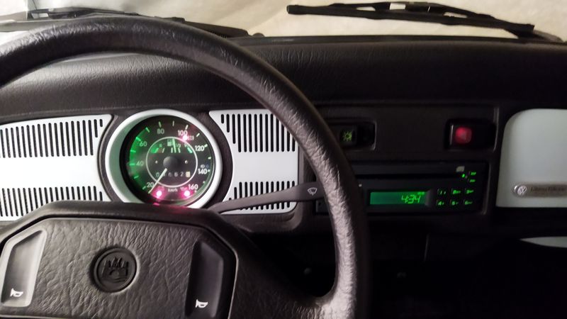 Volkswagen Beetle • 2004 • 5,500 km 8