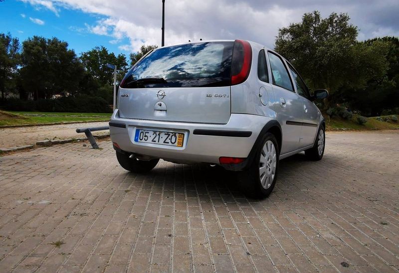 Opel Corsa • 2005 • 190,000 km 2