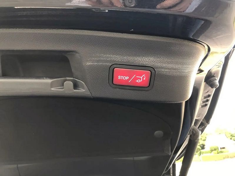 Mercedes-Benz GLE-Class Coupe • 2018 • 181,600 km 5