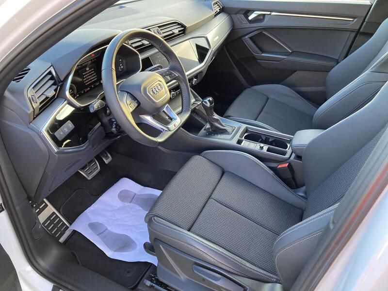 Audi Q3 • 2024 • 2,312 km 18