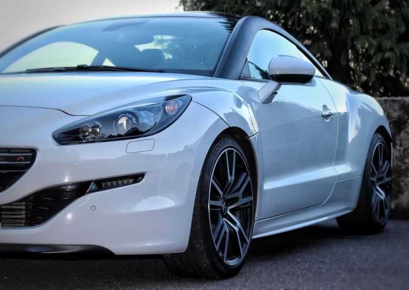 Peugeot RCZ • 2014 • 90,000 km 2