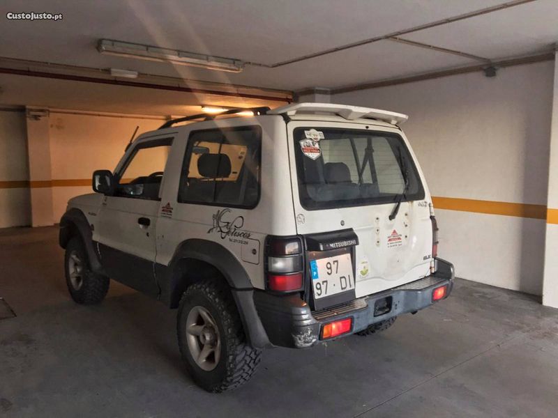 Mitsubishi Pajero • 1994 • 250,000 km 4