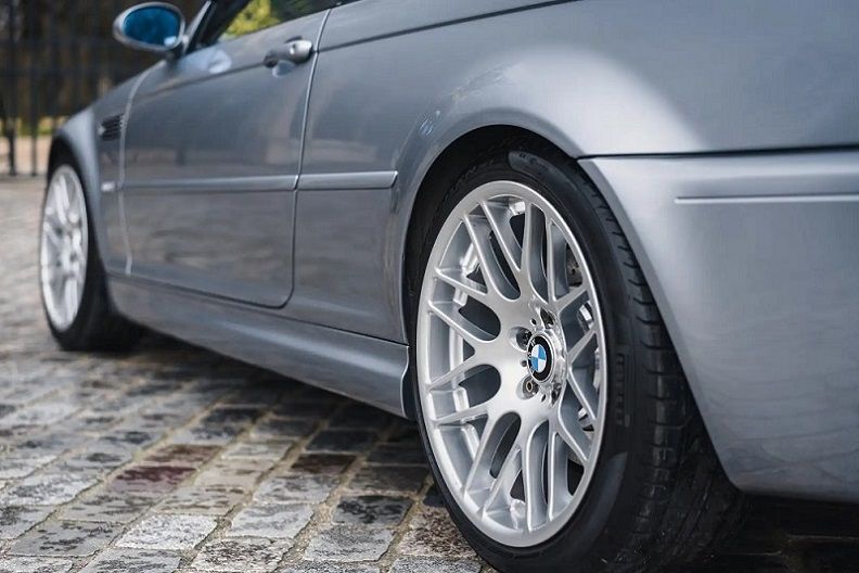 BMW M3 • 2003 • 88,000 km 9