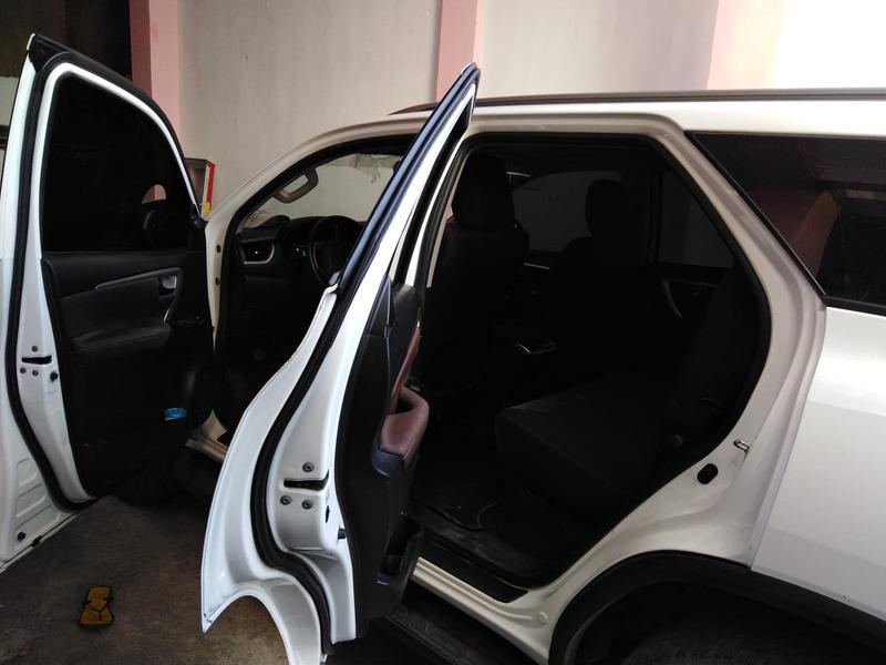 Toyota Fortuner • 2018 • 56,846 km 5