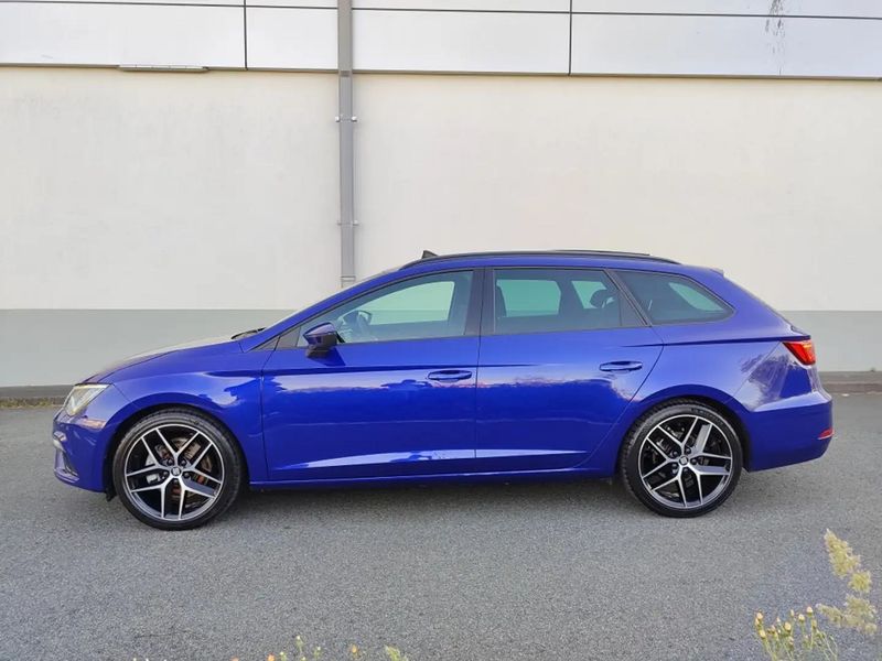 Seat Leon • 2020 • 104,000 km 5