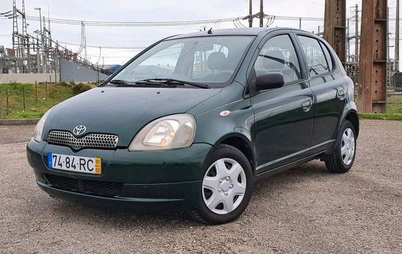 Toyota Yaris • 2001 • 200,000 km 4