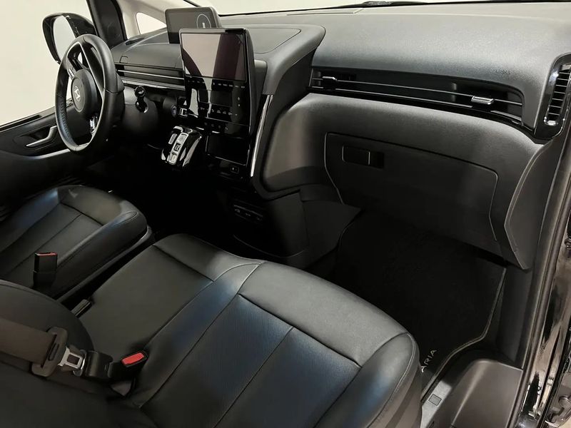 Hyundai Tucson • 2022 • 18,000 km 2