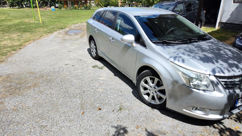 Toyota Avensis • 2009 • 198,000 km 11