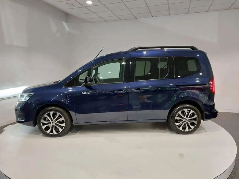 Renault Kangoo • 2023 • 12,222 km 12