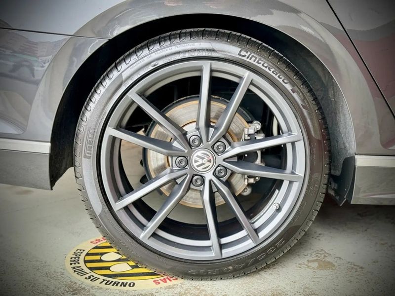 Volkswagen Passat • 2019 • 120,000 km 11