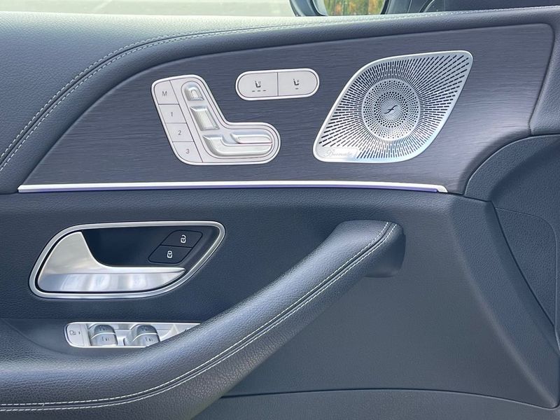 Mercedes-Benz GLE • 2020 • 96,500 km 7