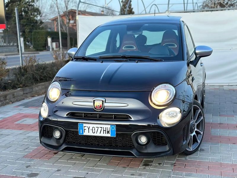 Fiat 500 • 2019 • 29,000 km 10