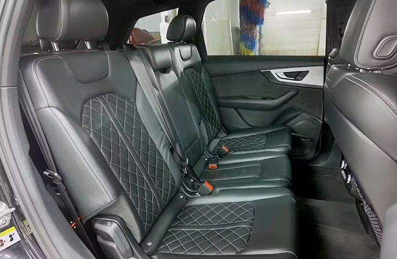 Audi Q7 • 2018 • 113,980 km 12