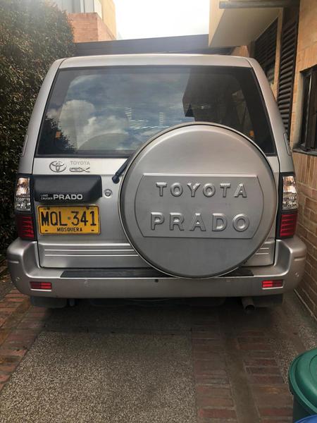 Toyota 4-Runner • 2003 • 206,000 km 3