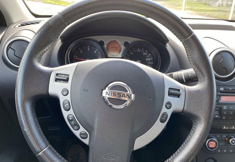 Nissan Qashqai • 2007 • 180,000 km 5