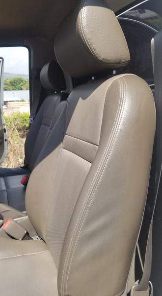 Hyundai H200 • 2014 • 69,000 km 2