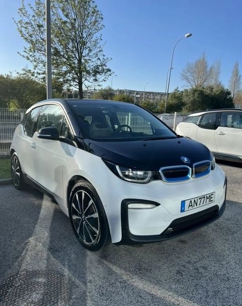 BMW i3 • 2019 • 79,000 km 3