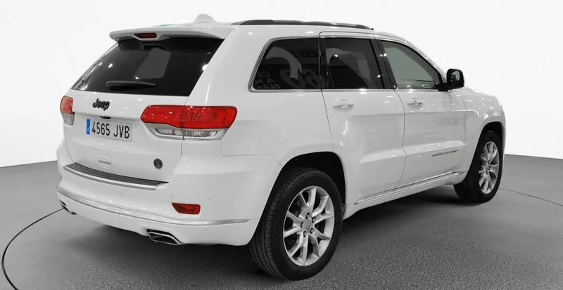 Jeep Grand Cherokee • 2016 • 94,751 km 4