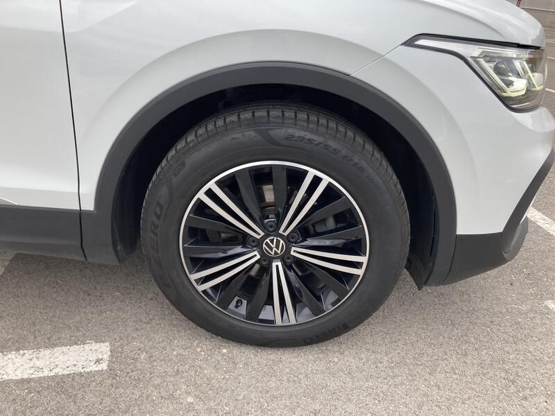 Volkswagen Tiguan • 2021 • 66,381 km 12