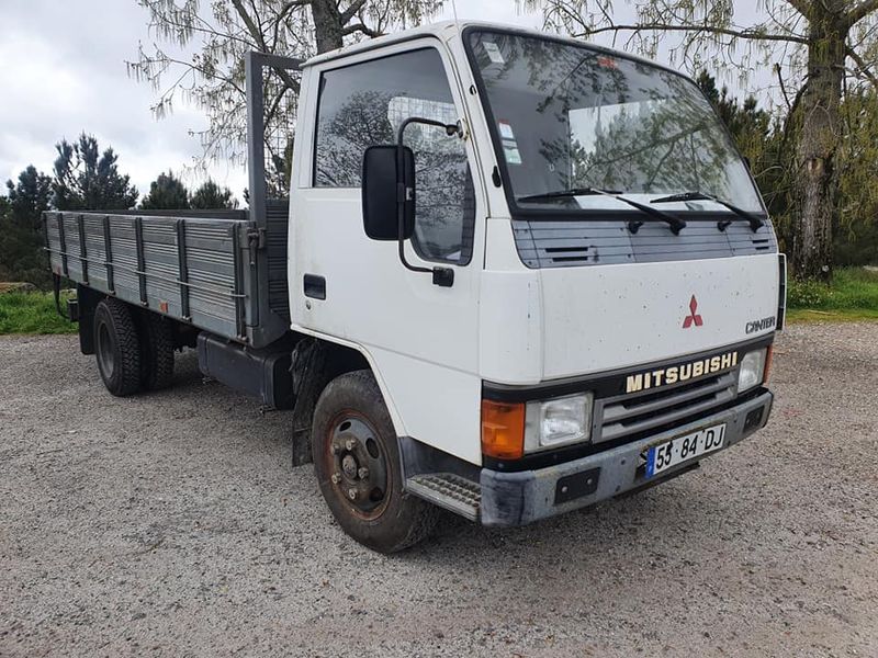 Mitsubishi Fuso canter • 2009 • 95,000 km 2