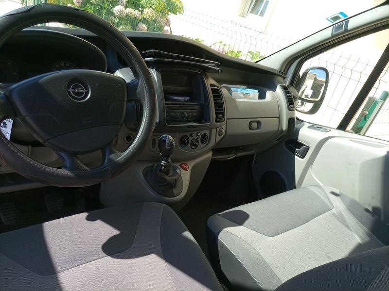 Opel Vivaro • 2010 • 315,000 km 2