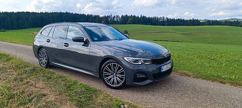 BMW 3 Series • 2020 • 64,000 km 1