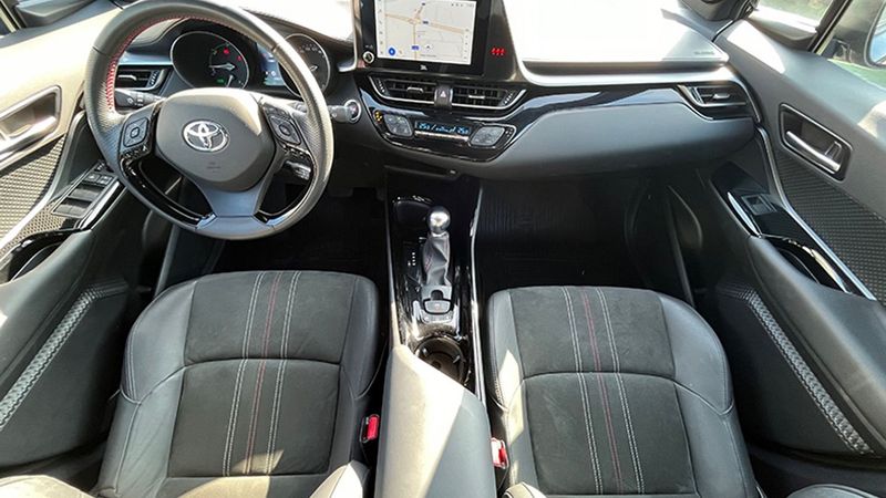 Toyota C-HR • 2022 • 29,936 km 14