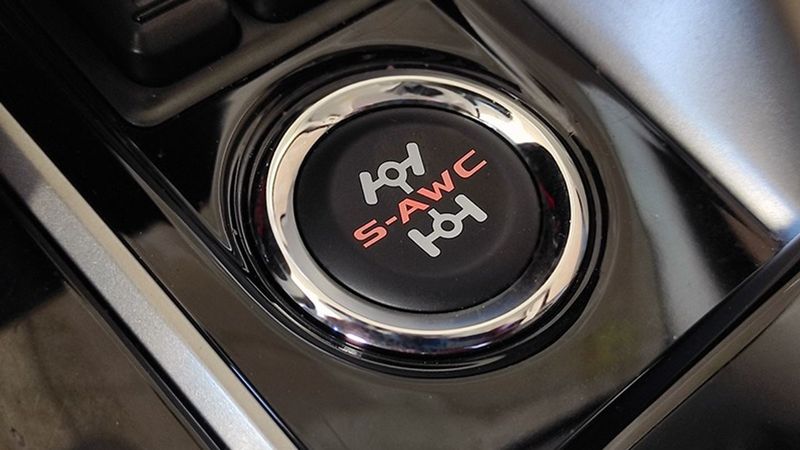 Mitsubishi Eclipse • 2019 • 50,176 km 16