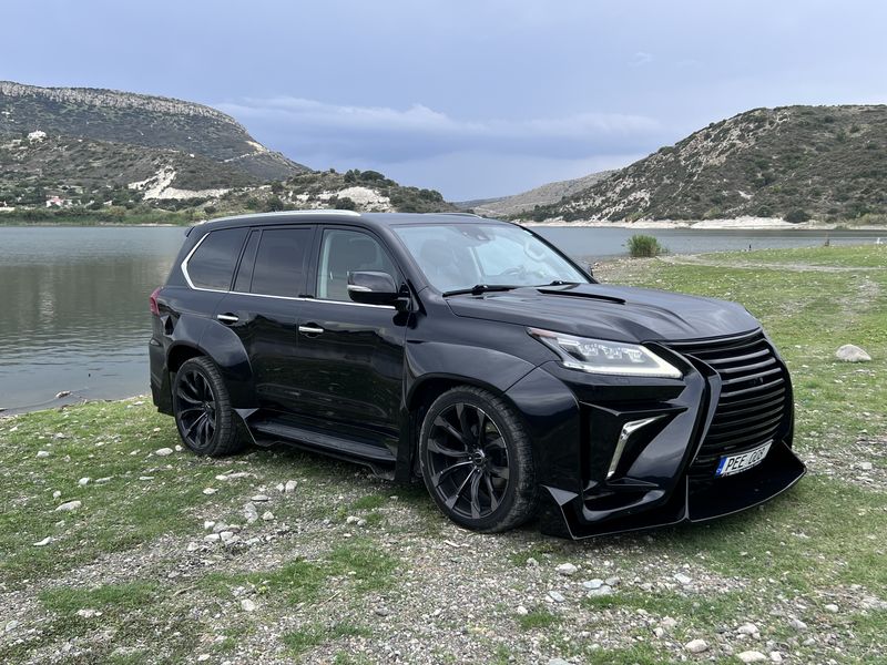 Lexus LX • 2019 • 37,000 km 1