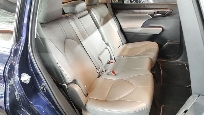 Toyota Highlander • 2022 • 36,500 km 17