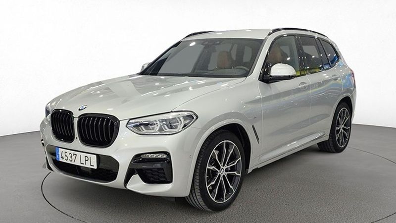 BMW X3 • 2021 • 40,000 km 1