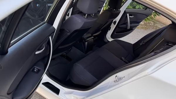 BMW 1 Series • 2009 • 220,100 km 2