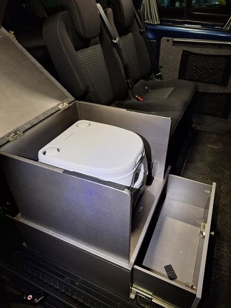 Ford Transit Custom • 2020 • 53,000 km 10