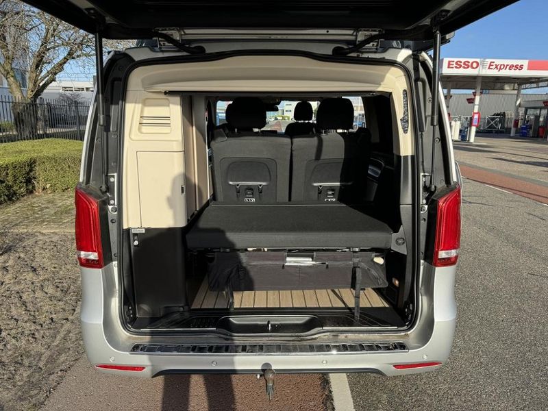 Mercedes-Benz 310 Van • 2020 • 83,000 km 6