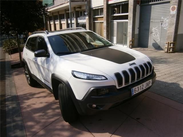 Jeep Cherokee • 2016 • 75,000 km 1
