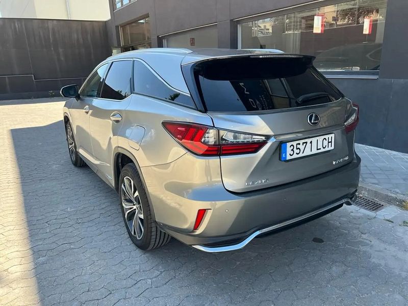 Lexus RX • 2020 • 98,000 km 5