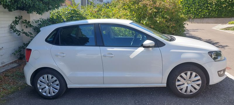 Volkswagen Polo • 2011 • 75,000 km 3