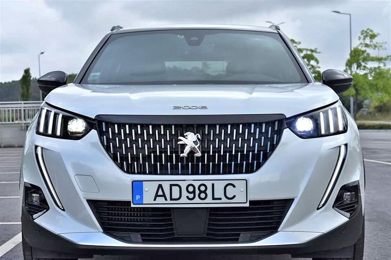 Peugeot 2008 • 2020 • 67,000 km 7