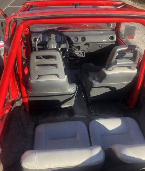 Suzuki Samurai • 1986 • 10,300 km 4