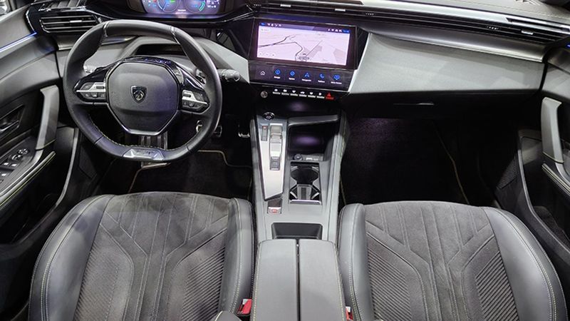 Peugeot 308 • 2024 • 21,500 km 6