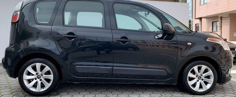Citroën C3 Picasso • 2009 • 180,000 km 2