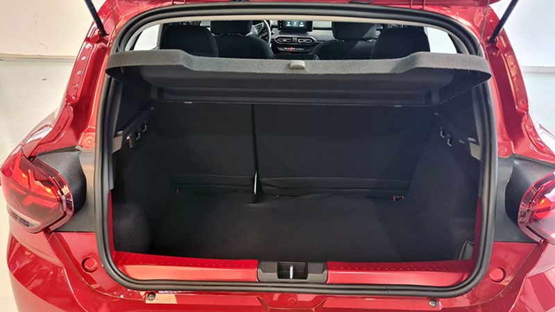 Dacia Sandero • 2024 • 921 km 13